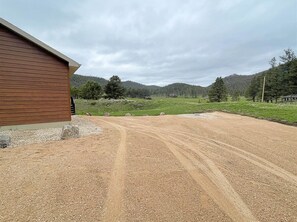 Property grounds - Cabin on the Rocks | 2 Bed, 1.5 Bath (Custer)