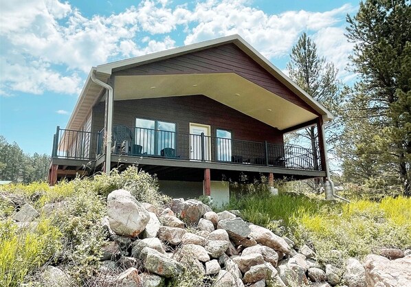 Exterior - Cabin on the Rocks | 2 Bed, 1.5 Bath (Custer)