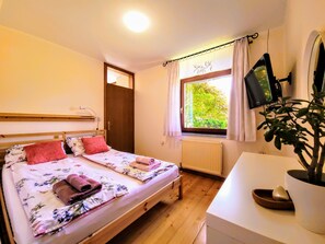 1 Schlafzimmer, Zimmersafe, Bügeleisen/Bügelbrett, WLAN