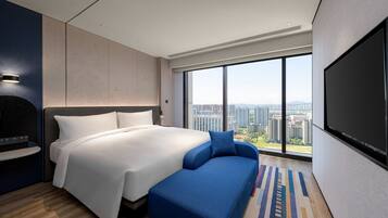 Premium bedding, down duvets, pillow-top beds, minibar