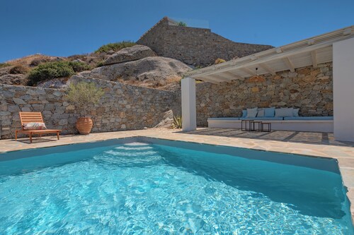 Wonderful Villa Artemisa 5 Bedrooms 4 bathrooms Large 50sqm Pool Amazing Views
