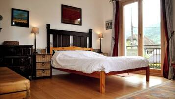 4 chambres, fer et planche Ă repasser, Wi-Fi gratuit