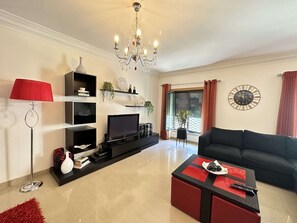 Apartment | Living area | LCD TV - Ameijeira Lagos Apartment (Lagos)