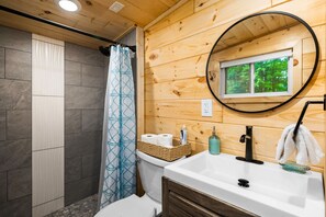 Shower, towels