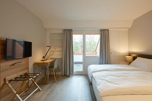 Zimmersafe, schallisolierte Zimmer, Bügeleisen/Bügelbrett