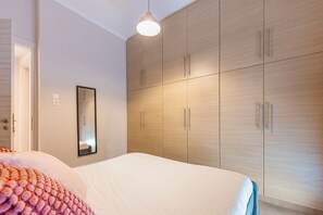 Luxury Apartment | 2 bedrooms, in-room safe, blackout curtains, iron/ironing board - Phaedrus Living Athens City Center Geraniou (Athens)