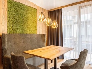 Dining - mit Balkon by Interhome (Fügen)