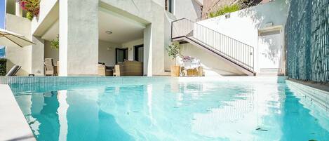 Piscine extérieure