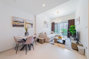 Premium Apartment, 1 Bedroom, Non Smoking, City View | Living area | Smart TV, Netflix, streaming services - EDEN'S Homes & Villas - Burj Royale (Dubai)