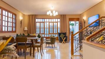 Deluxe Villa | 3 bedrooms, in-room safe, laptop workspace, iron/ironing board