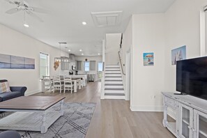 Smart TV - Galveston Escape | Stylish Gulf Retreat with Fishing Pond (Galveston)