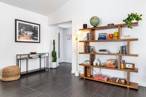 Interior - Enchanting Escudero - Luxury PS Ranch Home! (Palm Springs)
