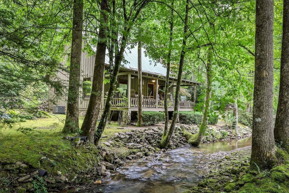 Creekside Fairytale Cabin by Mountain Oasis | Bear Creek Trail