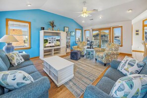 Smart TV, DVD player, books