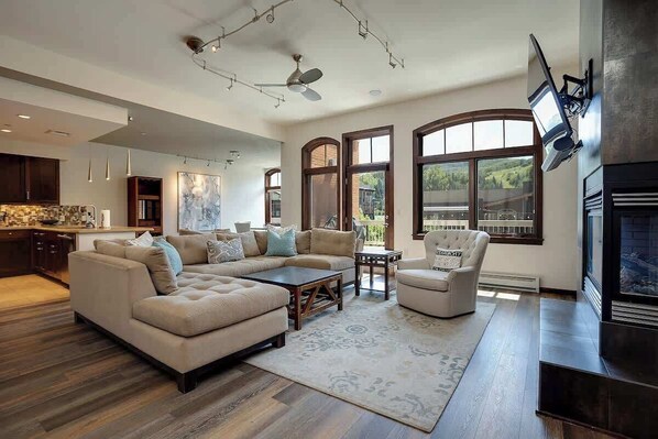 TV, fireplace, offices