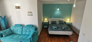 1 chambre, fer et planche à repasser, lit parapluie, Wi-Fi