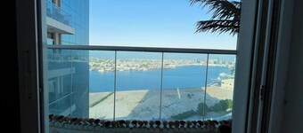 CreekView Luxury Apartment