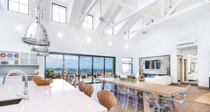 Playa Flamingo Designer Home With Spectacular 180 Ocean Views - Casa DEL MAR