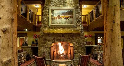 Save 50% - Luxurious 3 Bedroom Condo at The Teton Club, right in Teton Village