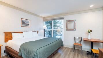 Room, 1 Bedroom | 1 bedroom, free WiFi