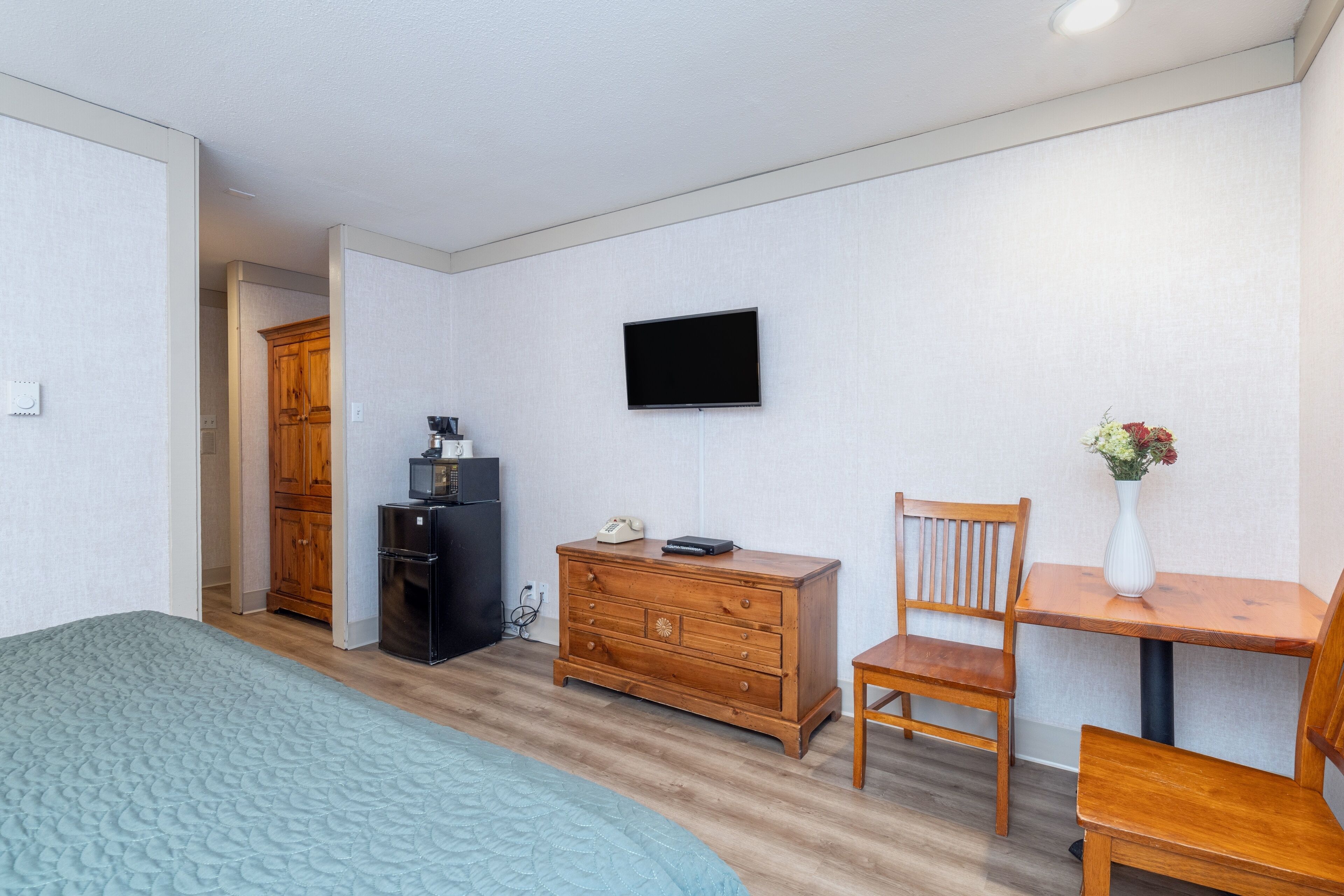 Room, 1 Bedroom | 1 bedroom, free WiFi