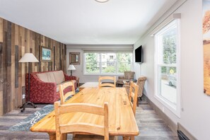 Leilighet, 1 soverom | Spiseområde