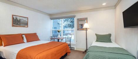 Room, 1 Bedroom | 1 bedroom, free WiFi