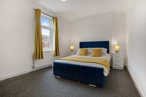 2 habitaciones, acceso a internet y ropa de cama 