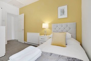 2 camere, accesso a Internet, lenzuola