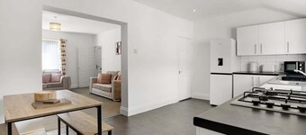 Peaceful 2-Bed Retreat W/ Backyard, Parking & WiFi