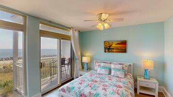 Condo, 2 Bedrooms | 2 bilik tidur, seterika/papan seterika, Wi-fi percuma