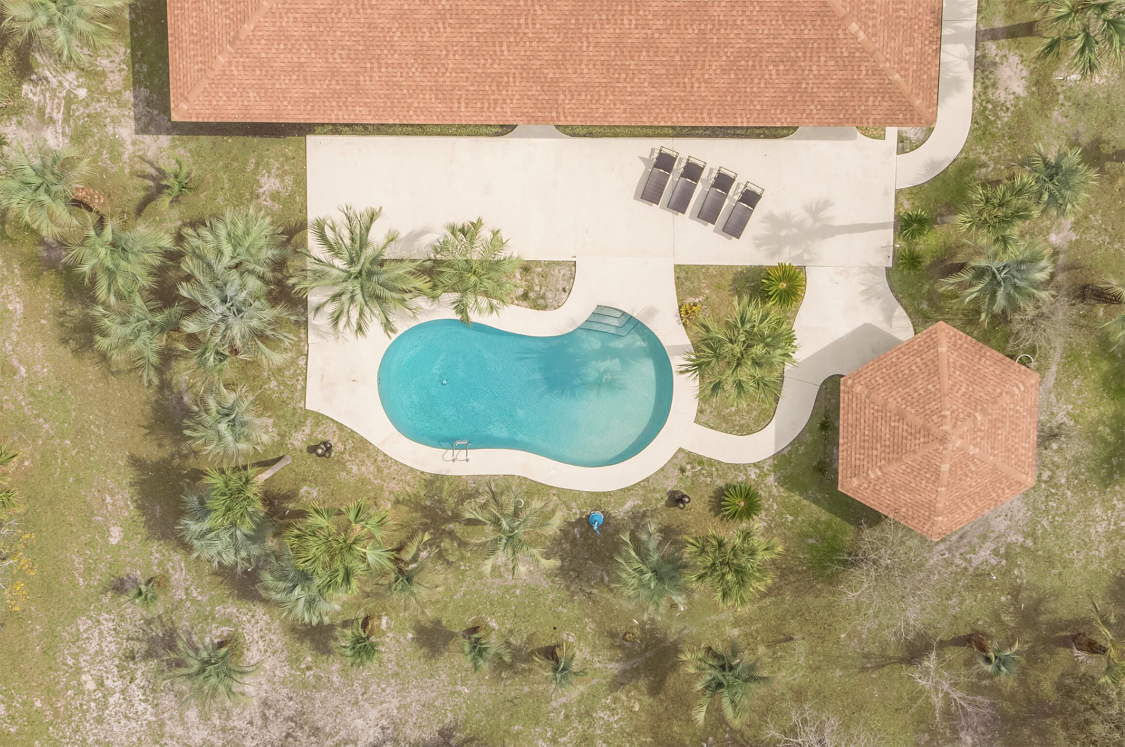 ☀️Private Pool-6-Seater Golf Cart-Spacious Backyard-Pavilion-6BR Beach Therapy☀️