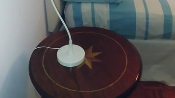 2 slaapkamers, een strijkplank/strijkijzer, gratis wifi, beddengoed