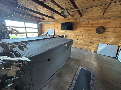 Central Frankenmuth location. Walk to everything!