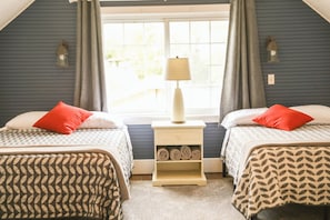 4 Schlafzimmer, Bügeleisen/Bügelbrett, Reisekinderbett, WLAN