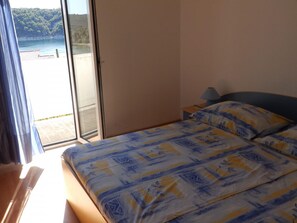 Apartment, Smoking | Exterior - Apartments Ren - 150 m From Beach (Rab)