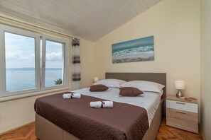 Apartment | 3 bedrooms - Apartments Daniela - Terrace With Amazing sea View (Okrug)