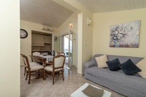 Apartment | 3 bedrooms - Apartments Daniela - Terrace With Amazing sea View (Okrug)