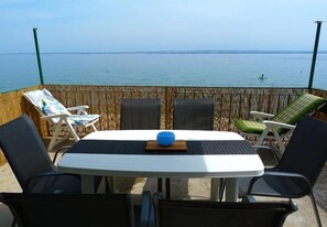 Exterior - Holiday Houses, Villas Villa Jadran - 10 m From Beach (Preko)