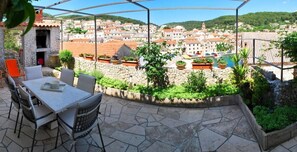 Exterior - Holiday Houses, Villas Žarko - 50m From the sea (Pucisca)