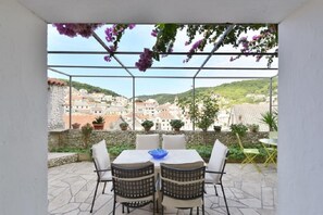 House, Smoking - Holiday Houses, Villas Žarko - 50m From the sea (Pucisca)