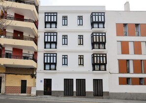 Front of property - Capuchinos Cathedral (Málaga)