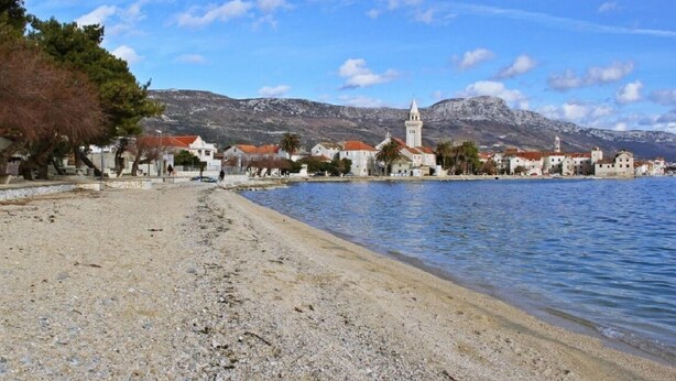Apartment - Apartments Vana - 400 m From Beach (Kastela)