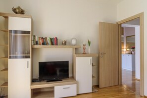 Apartment | 2 bedrooms - Apartments Vana - 400 m From Beach (Kastela)