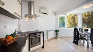 House, Smoking - Holiday Houses, Villas Andre - Swimming Pool (Nerezise)