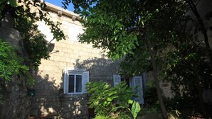 House | 3 bedrooms - Holiday Houses, Villas Korta - 50 m From sea (Konavle)