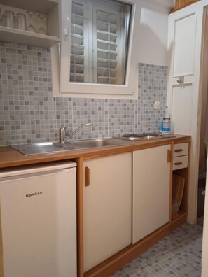 1 bedroom - Apartments Neno - 100m From the sea (Preko)