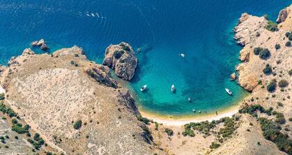 Holiday Houses, Villas Mari - Modern Holiday House Close to sea