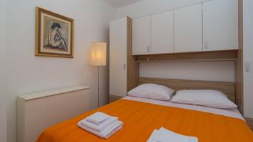 House, Smoking | 2 bedrooms