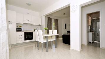 House, Smoking | 2 bedrooms